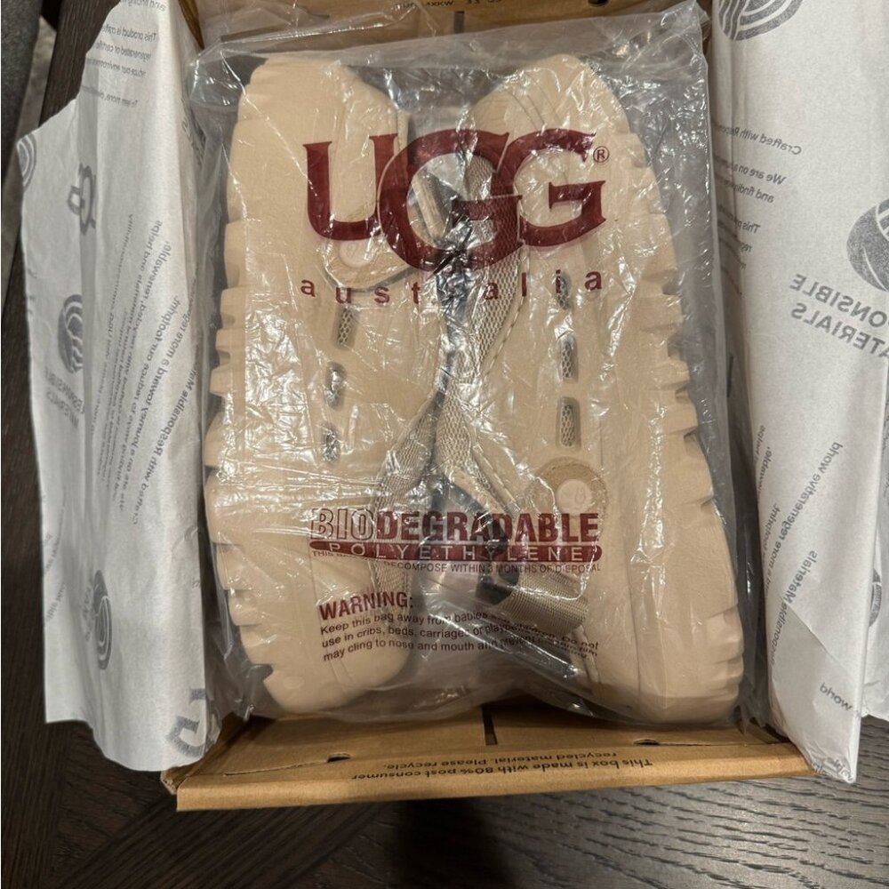 UGG Slip-On Clogs with Strap - Picture 6 of 7